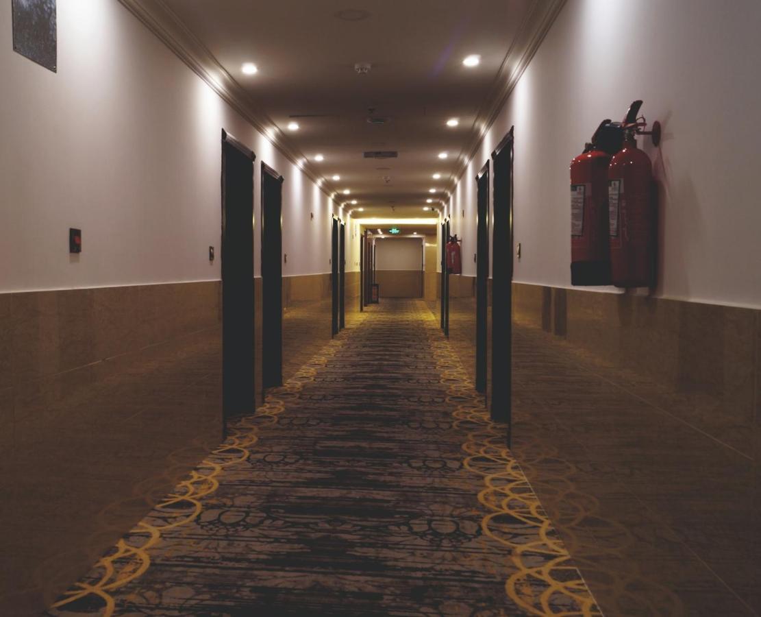 Lavona Tiba Hotel Dammam Extérieur photo