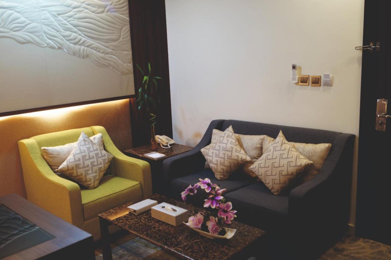 Lavona Tiba Hotel Dammam Extérieur photo